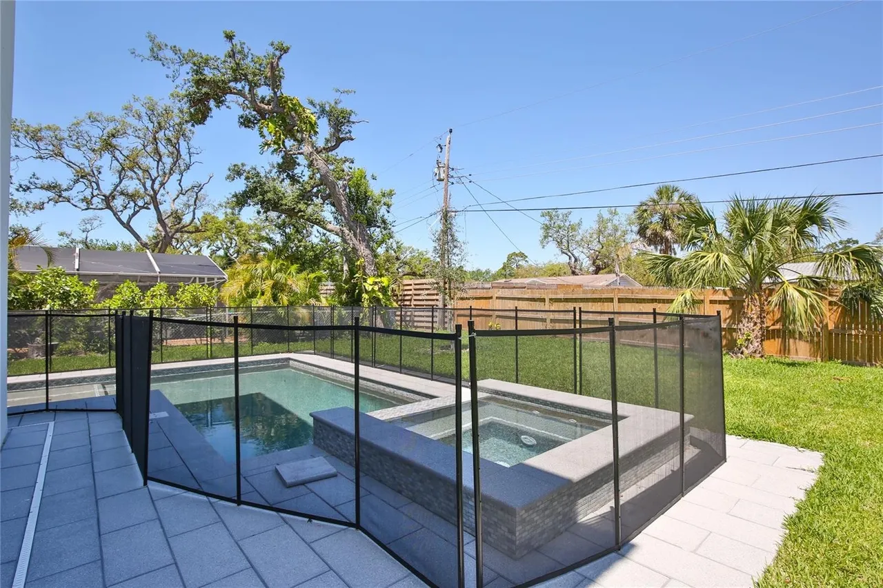 Sarasota residence — photo 6